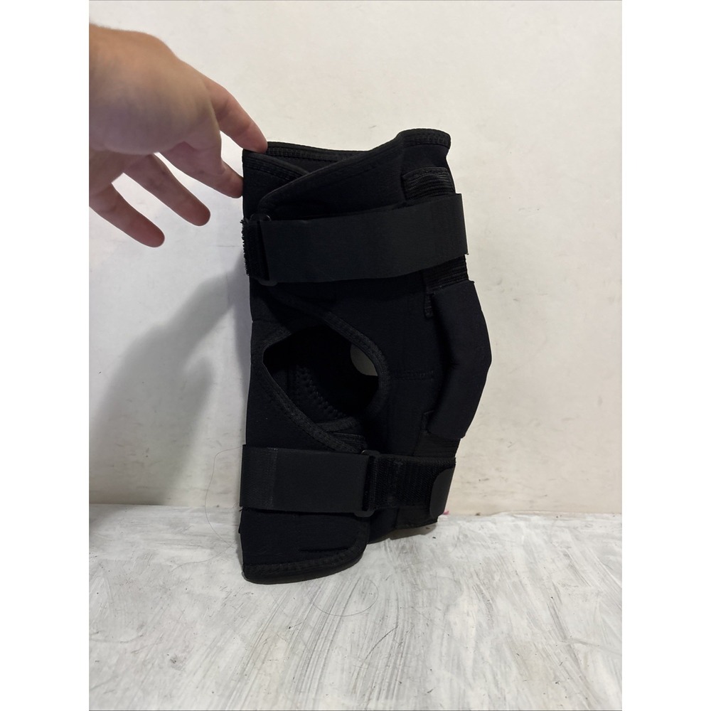 Athletic Works Knee Brace Regular Size - Picture 3 of 5